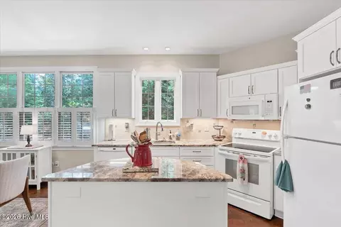 Kitchen - 1495 Monticello Dr, Pinehurst, NC 28374 photo 5 of 8