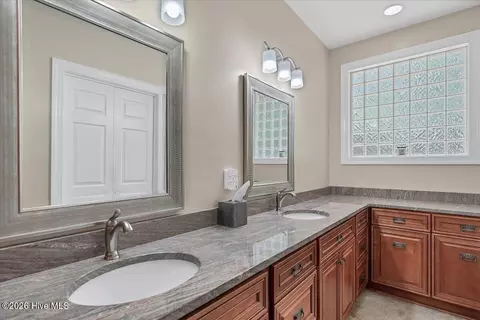 Bath - 1495 Monticello Dr, Pinehurst, NC 28374 photo 1 of 6