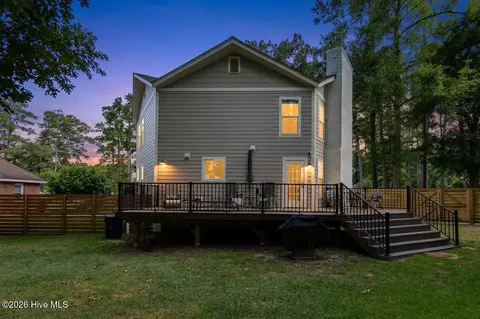 4704 Trent Woods Dr, Trent Woods, NC 28562