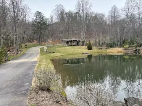 41 Mystic Ridge Way W, Topton, NC 28781