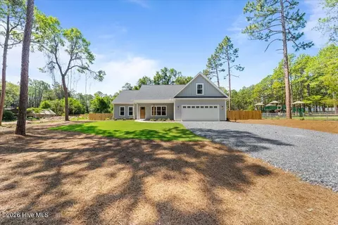 Exterior - 439 E Philadelphia Ave, Pinebluff, NC 28373 photo 1 of 8