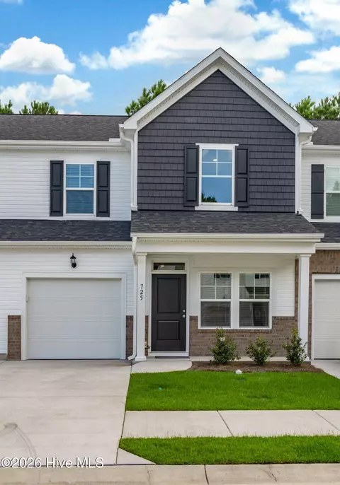 725 Palm Frond Way NW, Calabash, NC 28467