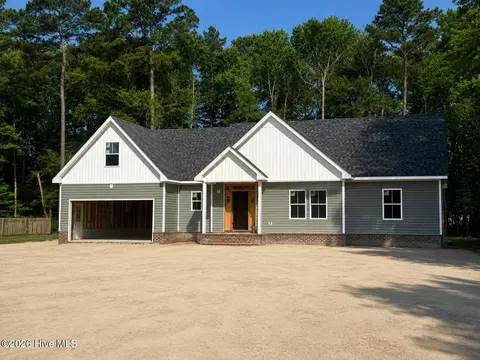 418 Neck Rd, Shiloh, NC 27974