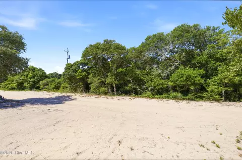2114 Sandpiper Rd, Corolla, NC 27927