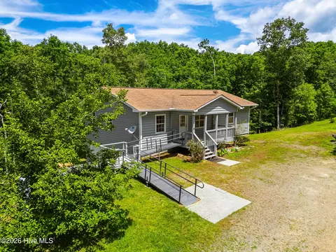 Exterior - 85 Sunray Cir, Murphy, NC 28906 photo 13 of 16
