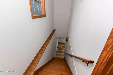 Entry Way - 85 Sunray Cir, Murphy, NC 28906 photo 6 of 8