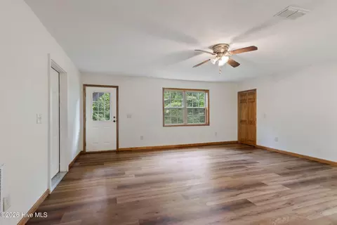 Living - 85 Sunray Cir, Murphy, NC 28906 photo 13 of 13
