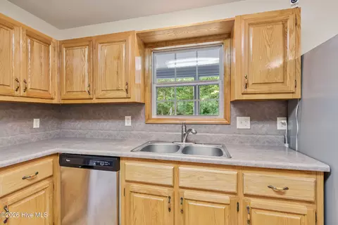 Kitchen - 85 Sunray Cir, Murphy, NC 28906 photo 3 of 4