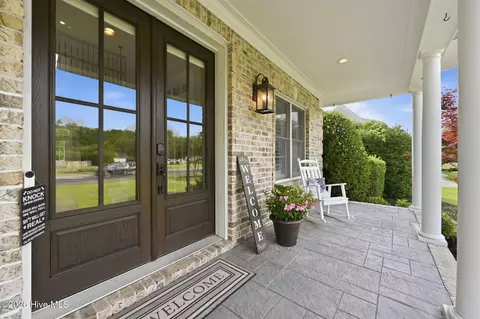 Exterior - 102 N Stargazer Ct, Hampstead, NC 28443 photo 3 of 15