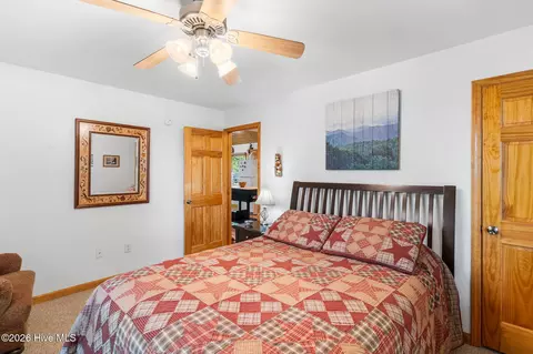 Bedroom - 198 Monarch Butterfly Trl, Murphy, NC 28906 photo 2 of 6