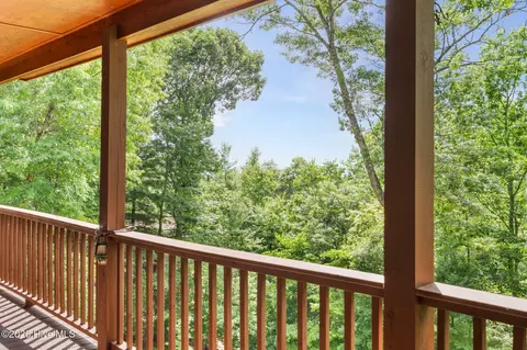 Exterior - 198 Monarch Butterfly Trl, Murphy, NC 28906 photo 4 of 13