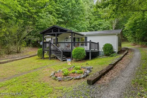 Exterior - 5620 Candy Mountain Rd, Murphy, NC 28906 photo 4 of 15