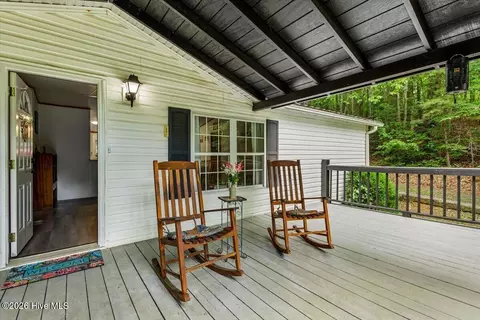 Exterior - 5620 Candy Mountain Rd, Murphy, NC 28906 photo 7 of 15