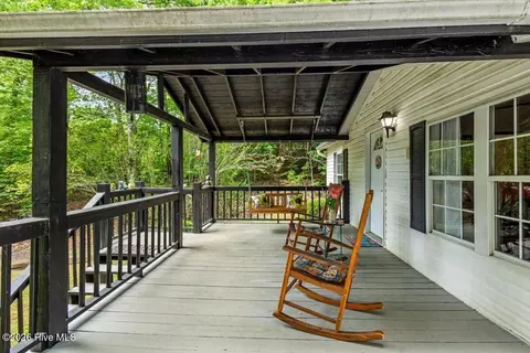 Exterior - 5620 Candy Mountain Rd, Murphy, NC 28906 photo 11 of 15