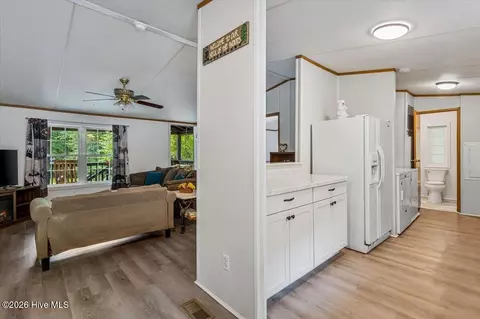 Entry Way - 5620 Candy Mountain Rd, Murphy, NC 28906 photo 1 of 1