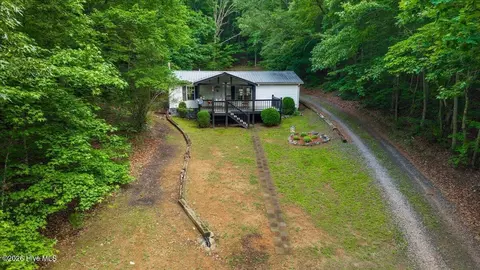 Exterior - 5620 Candy Mountain Rd, Murphy, NC 28906 photo 1 of 15