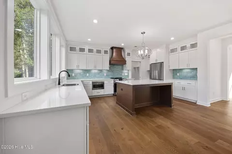 Kitchen - 2 Innisbrook Pl, Pinehurst, NC 28374 photo 5 of 6