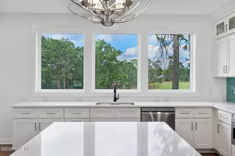 Kitchen - 2 Innisbrook Pl, Pinehurst, NC 28374 photo 4 of 6