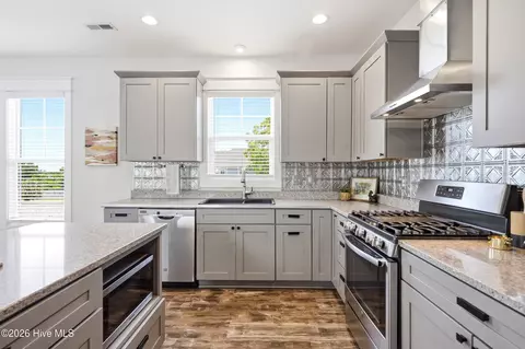 Kitchen - 312 Loder Ave, Wilmington, NC 28409 photo 3 of 6