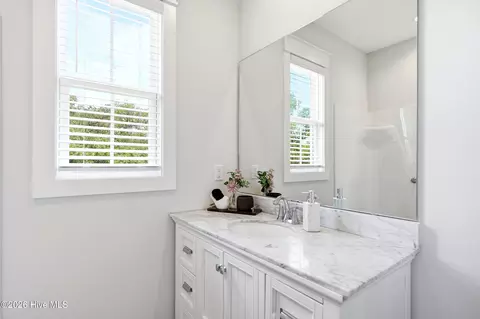 Bath - 312 Loder Ave, Wilmington, NC 28409 photo 5 of 7