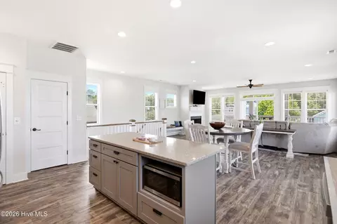 Kitchen - 312 Loder Ave, Wilmington, NC 28409 photo 5 of 6