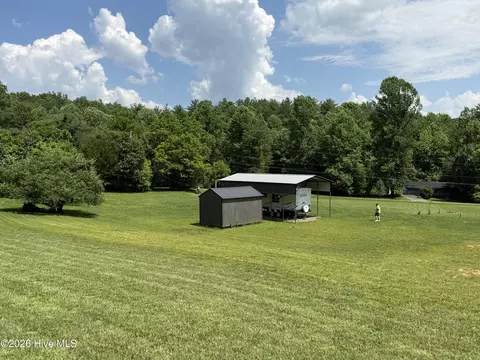 562 Rhea Branch Rd, Marble, NC 28905 photo 3