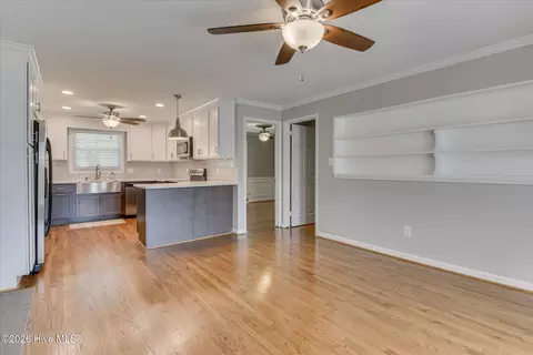Living - 604 Aumond Rd, Augusta, GA 30909 photo 5 of 5