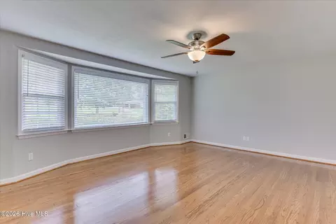Living - 604 Aumond Rd, Augusta, GA 30909 photo 1 of 5