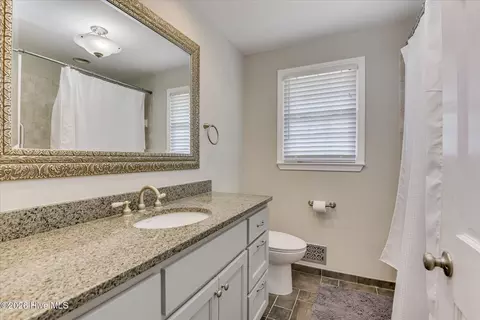 Bath - 604 Aumond Rd, Augusta, GA 30909 photo 3 of 3