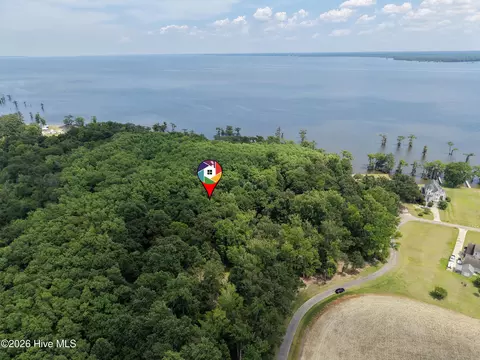 462 Batchelor Bay Dr, Windsor, NC 27983