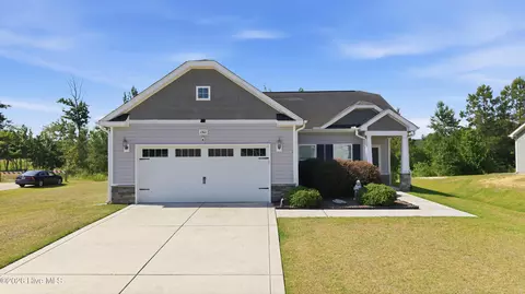 1301 Teakwood Dr, Greenville, NC 27834