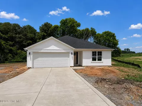 11 Baxley Dr, Dunn, NC 28334