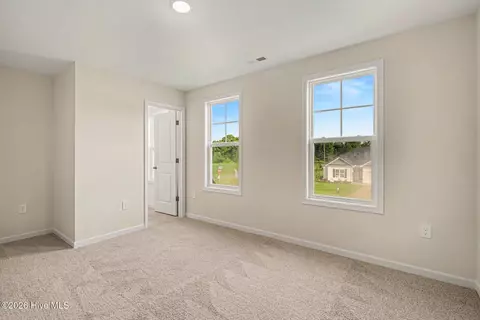 Bedroom - 20 Boston River Dr, Dunn, NC 28334 photo 4 of 6