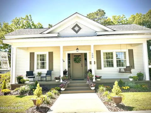 588 Second St, Ayden, NC 28513