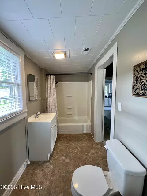 Bath - 588 Second St, Ayden, NC 28513 photo 1 of 1