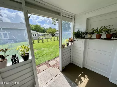 Exterior - 588 Second St, Ayden, NC 28513 photo 5 of 8