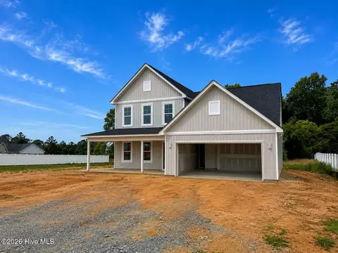 121 Boston River Dr, Dunn, NC 28334