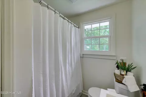 Bath - 415 Warren Rd, Augusta, GA 30907 photo 3 of 3
