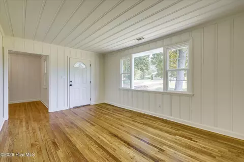Living - 415 Warren Rd, Augusta, GA 30907 photo 3 of 4