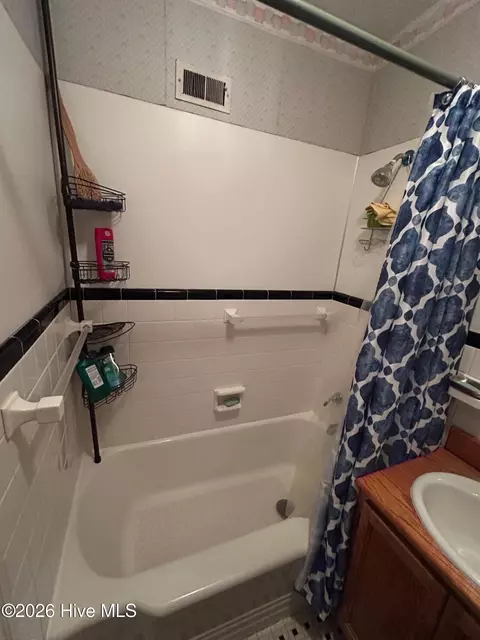 Bath - 411 E Green St, Macclesfield, NC 27852 photo 2 of 4