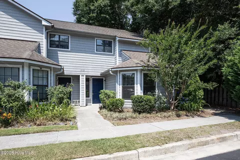 1713 S 41st St #F, Wilmington, NC 28403