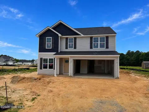 26 Baxley Dr, Dunn, NC 28334