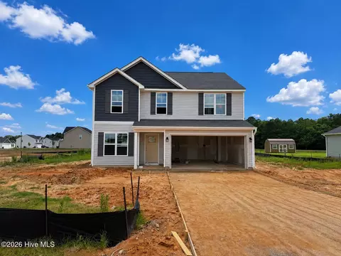 26 Baxley Dr, Dunn, NC 28334