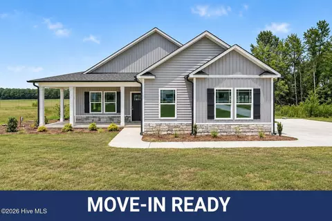 213 Tuscany Cir, Princeton, NC 27569