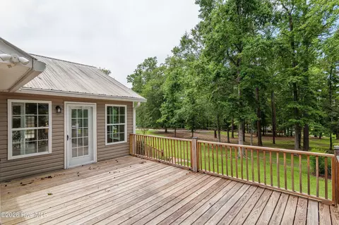Exterior - 4710 Silver Lake Dr, Evans, GA 30809 photo 2 of 4