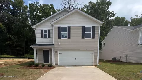 2105 Montalvan Dr, Greenville, NC 27834