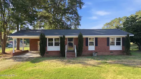 3915 Northern Hills Dr, Rocky Mount, NC 27804