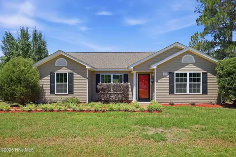 440 Larry Ln, Greenville, NC 27858