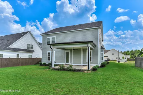 Exterior - 427 Woodlawn St, Evans, GA 30809 photo 9 of 10