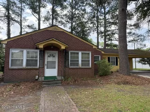401 E 10th St, Washington, NC 27889 photo 2